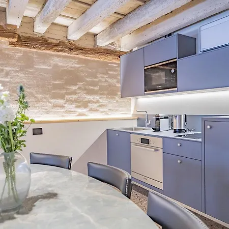 Corte Rubbi 1 A True Canal-side Experience Апартаменты *
