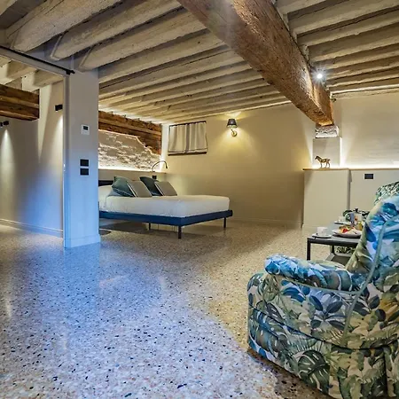 Appartement Corte Rubbi 1 A True Canal-side Experience