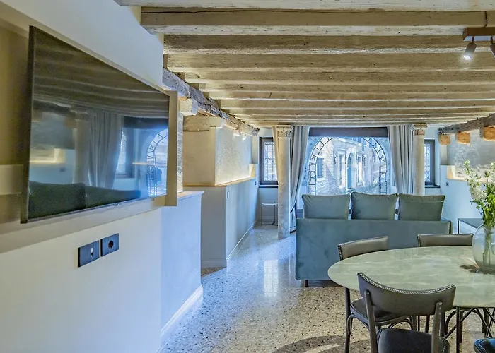 Appartement Corte Rubbi 1 A True Canal-side Experience