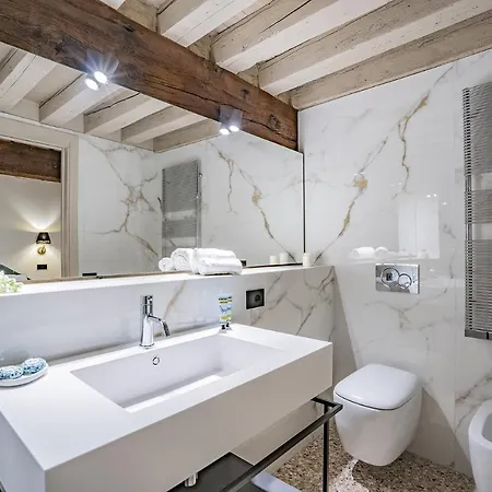 Apartmán Corte Rubbi 1 A True Canal-side Experience